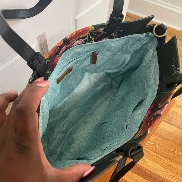 Large floral tote bag. - Picture 2 of 2